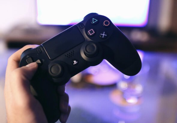technology-joystick-controller-youth-gadget-playing-948574-pxhere.com